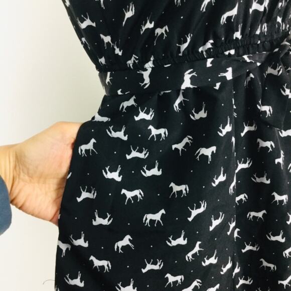 🚨SALE🚨Xhilaration Black mini Dress White Horses Pattern Small 3/$10 4/$12 5/$1 - Picture 6 of 9
